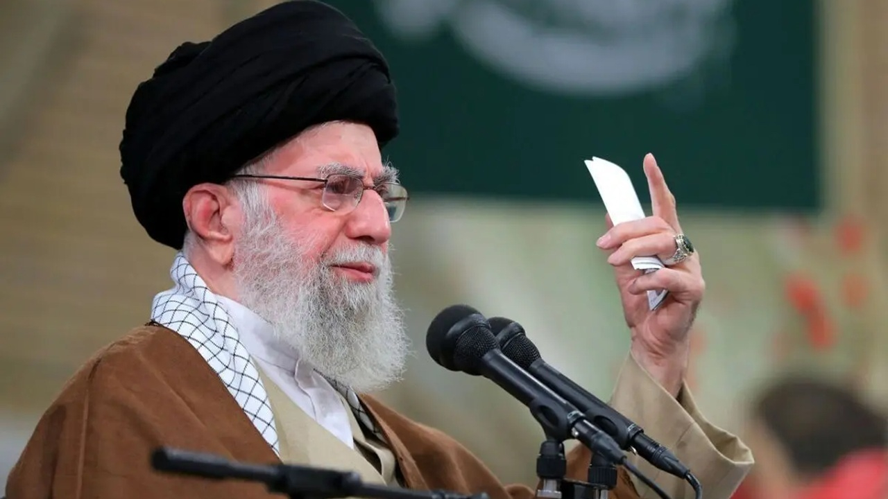 رهبر معظم انقلاب چگونه ایران را از جنگ ۱۲ روزه عبور دادند؟ + فیلم