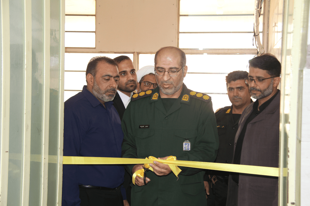 افتتاح نمایشگاه پدافند غیر عامل در دبیرستان شاهد امام جواد علیه السلام