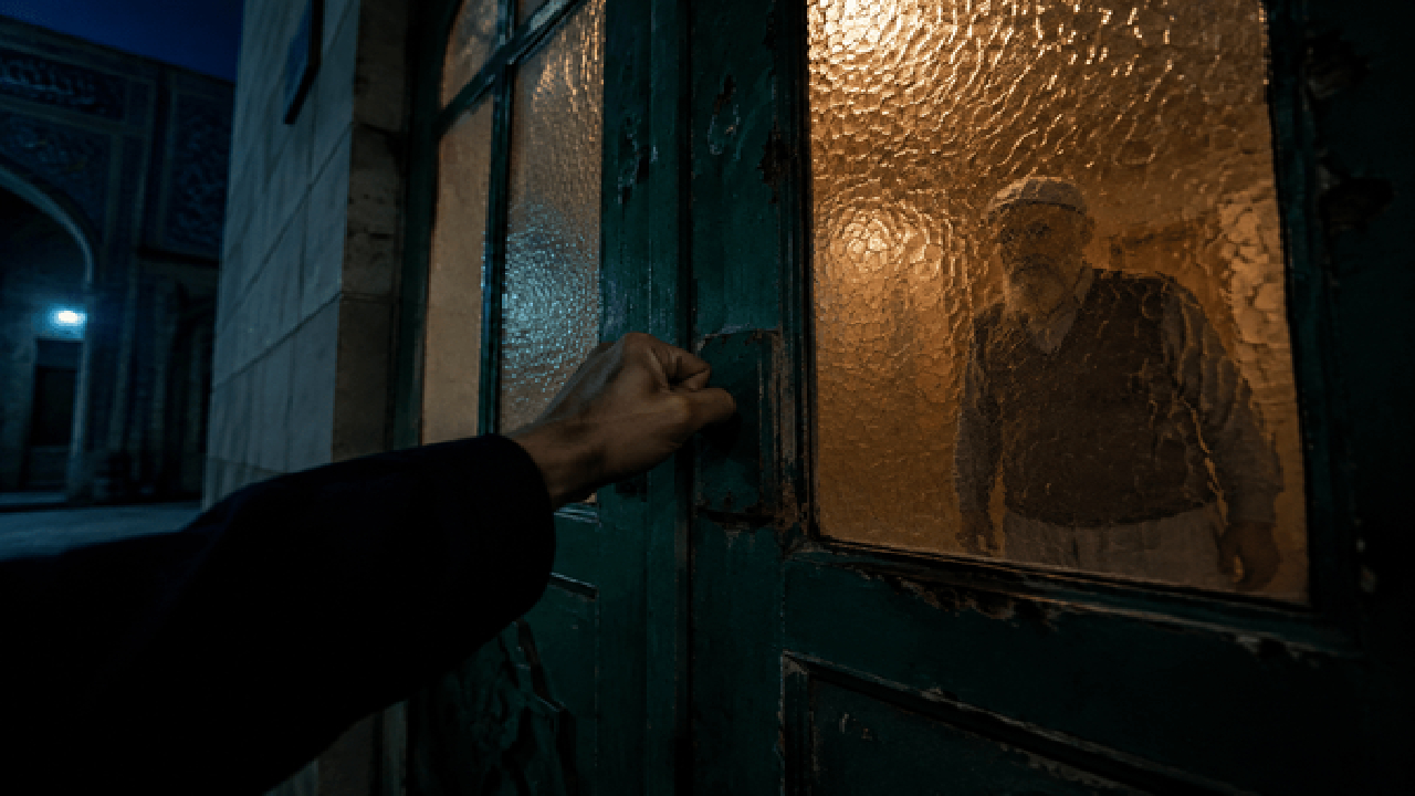 بلیت بهشت با بیدارکردن خادم مسجد در نیمه‌شب صادر نمی‌شود