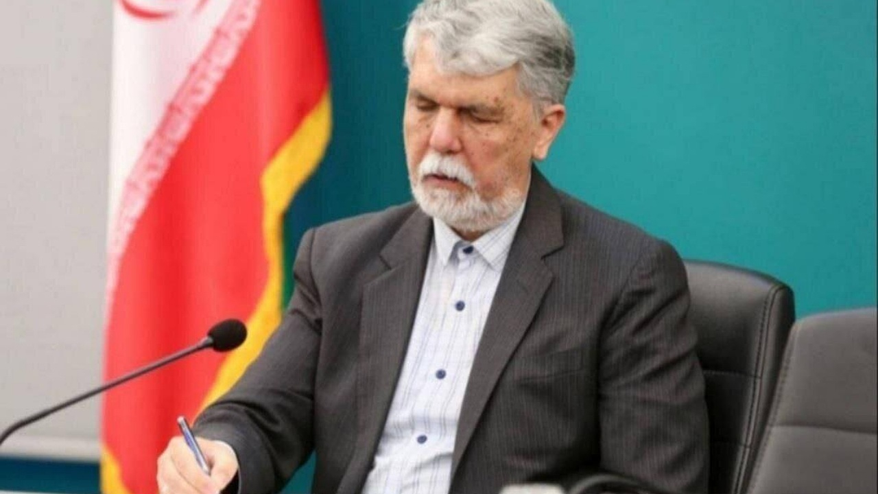 خلیج نیلگون فارس همچنان فارس خواهد ماند