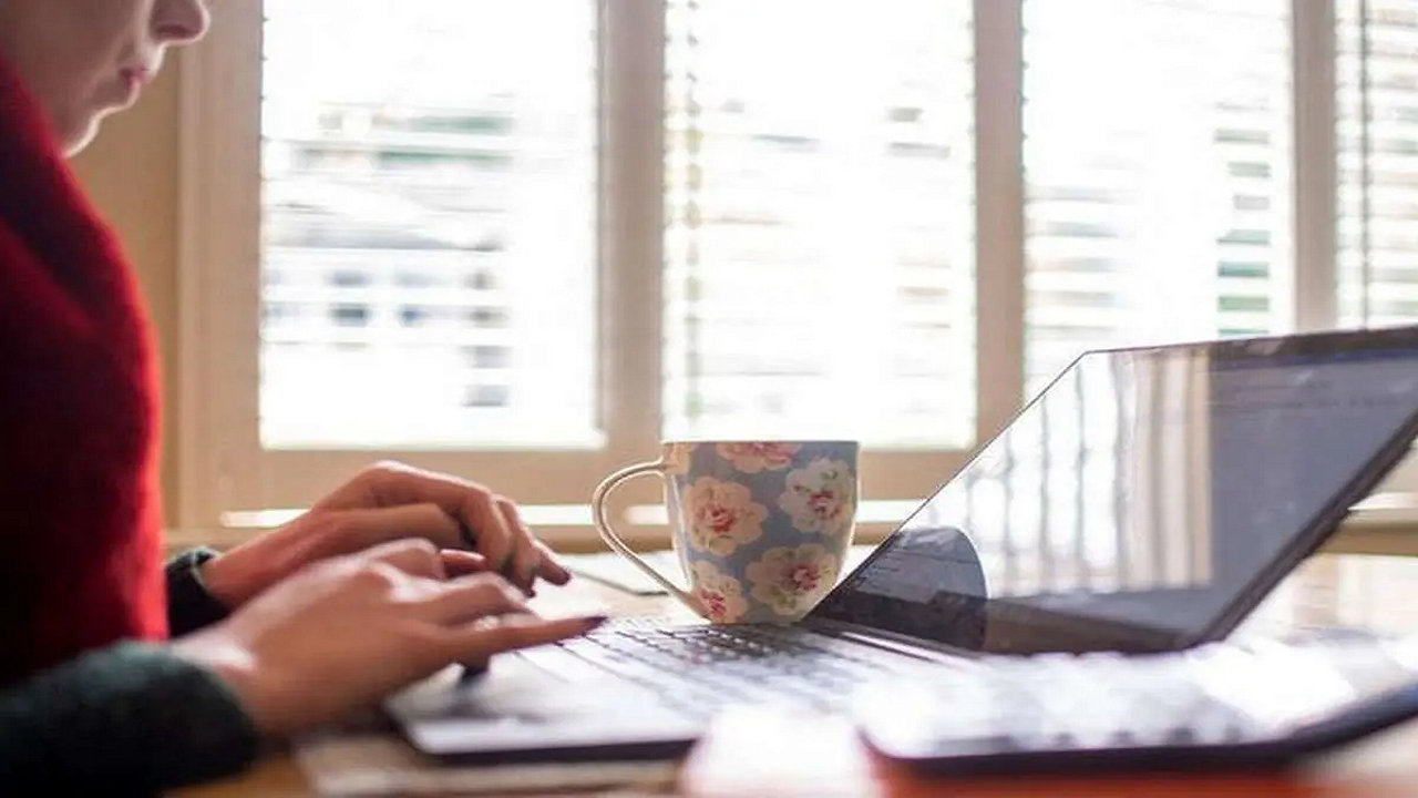 آیا کار کردن از خانه برای سلامت روان مفید است؟