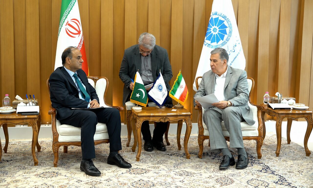 دالان سبز گمرکی برای تجار ایرانی در کراچی ایجاد میشود