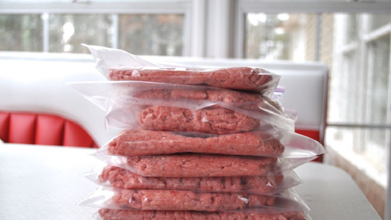 مواد گوشتی را چگونه نگهداری کنیم؟
