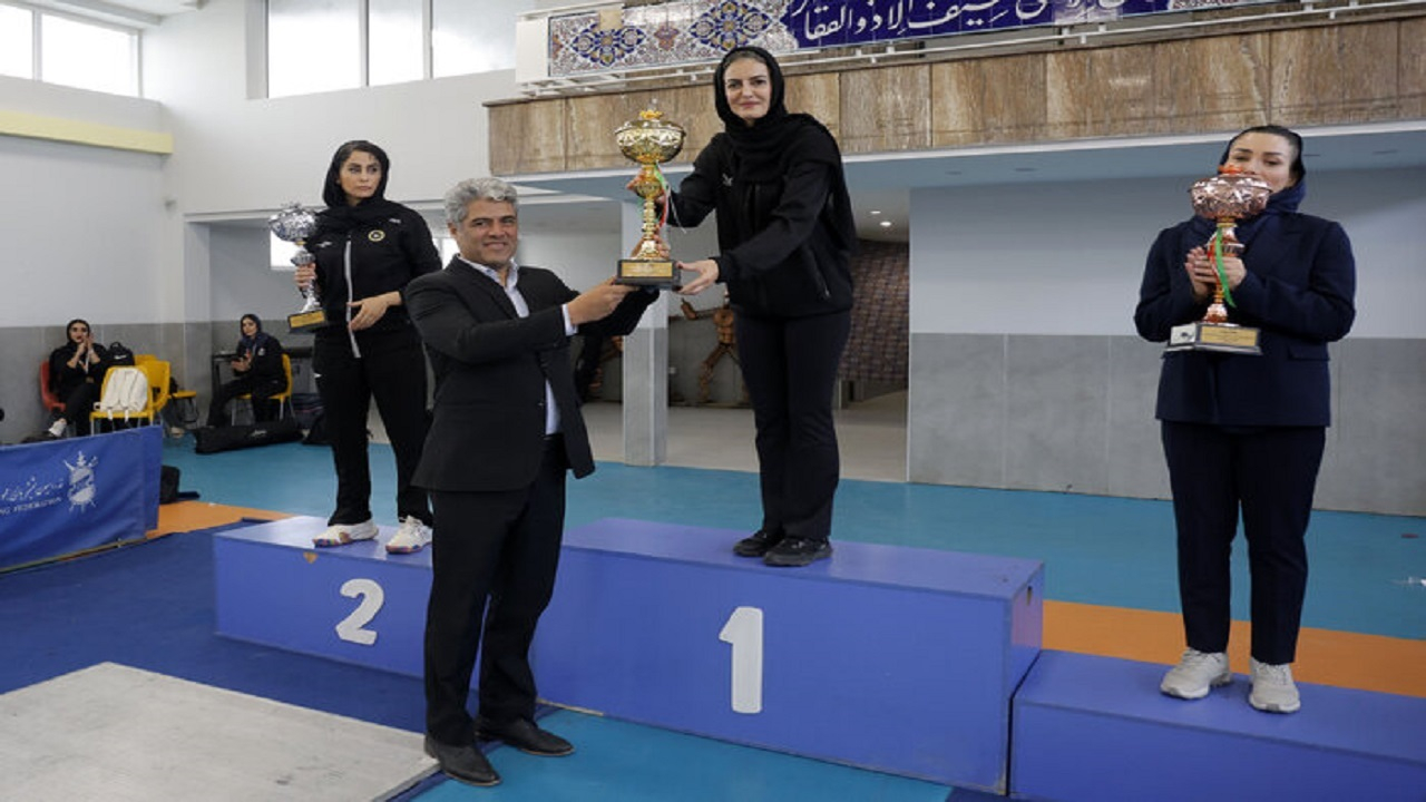 پایان لیگ برتر شمشیربازی بانوان؛ چادرملو قهرمان سابر شد