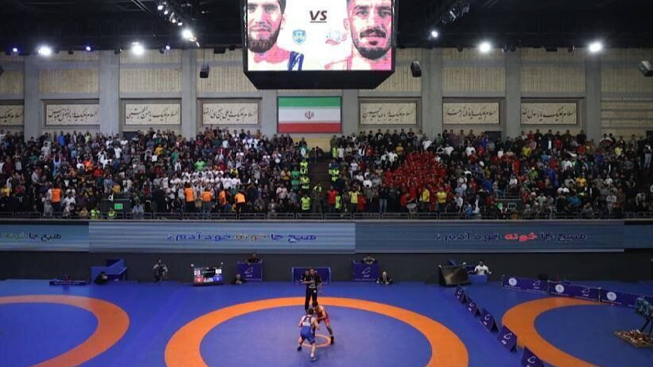 راهیابی بانک شهر به فینال لیگ کشتی آزاد