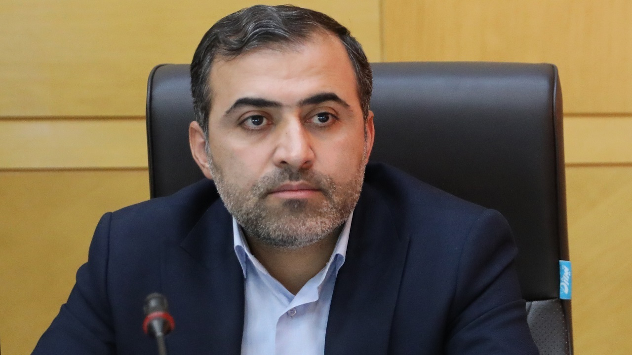 بحث تغییر قیمت بنزین مطرح نیست/ خسارت پرونده کرسنت ناشی از تعلل در نظام تصمیمگیری کشور است