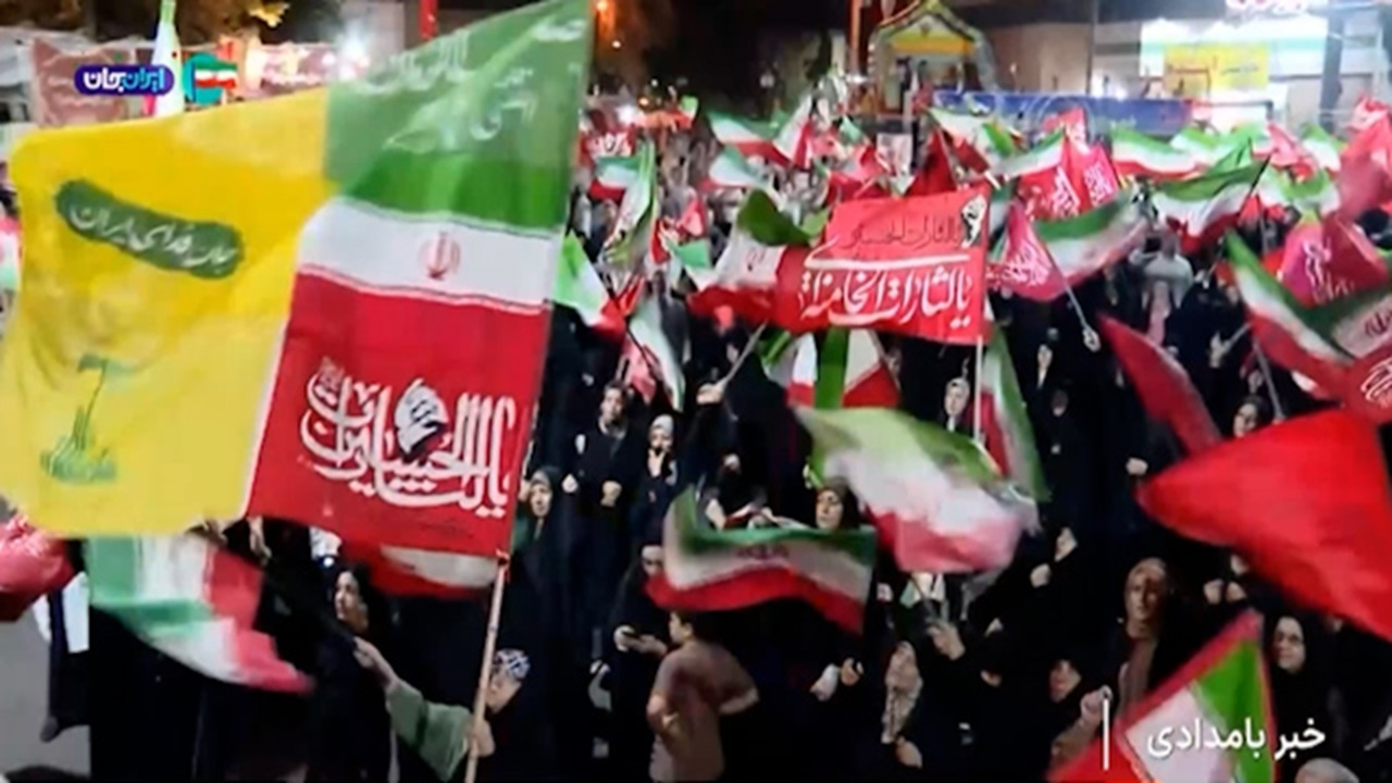 شور و شادی مردم در دویستوسیودومین تجمع شبانه پایتخت + فیلم