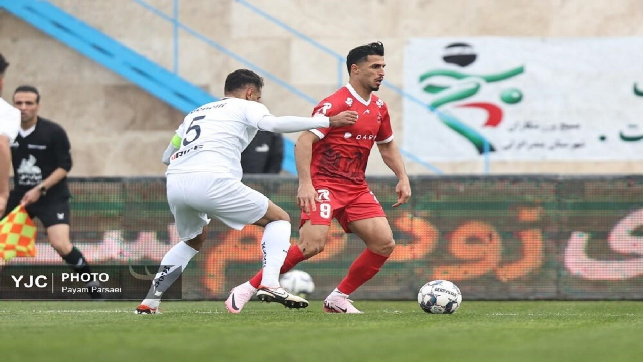 زمین بد؛ بهانه علیپور بابت عدم گلزنی در بازی با ملوان