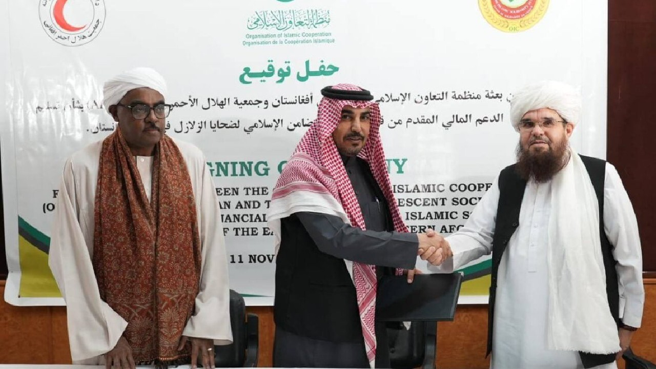 سازمان همکاری‌های اسلامی ۱۰۰ هزار دلار به زلزله‌زده‌گان کنر کمک کرد