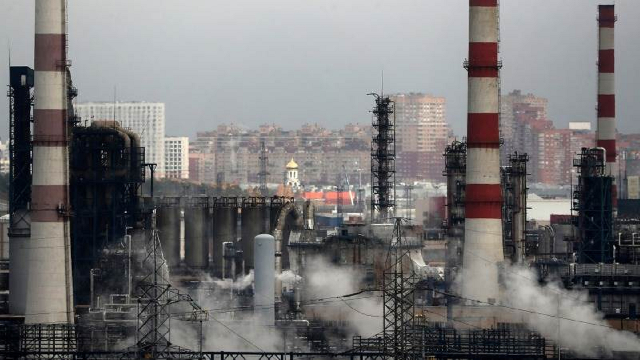 حمله پهپادی اوکراین به پالایشگاه نفت لوک اویل در شمال روسیه