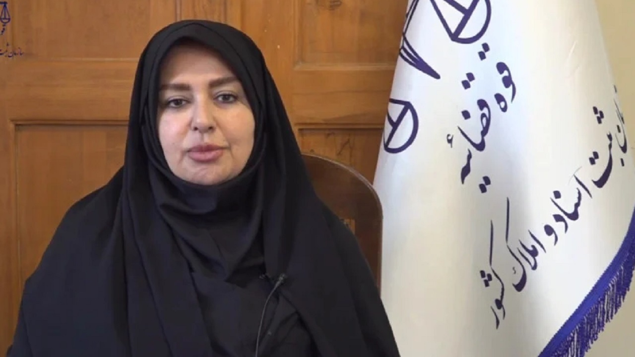 اسناد دفترچه‌ای عملاً از چرخه خدمات ثبتی خارج شدند + فیلم