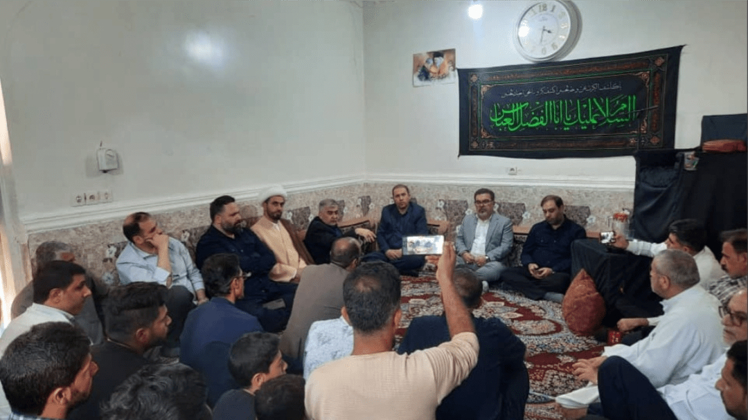 فرماندار ویژه خرمشهر پای درد دل مردم نهر ۹ محرزی نشست؛ دستور فوری برای رفع مشکلات زیرساختی