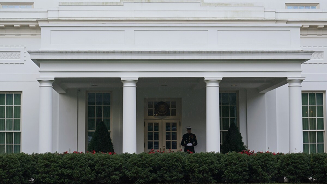 دولت آمریکا به دنبال قانونگذاری واحد برای هوش مصنوعی است