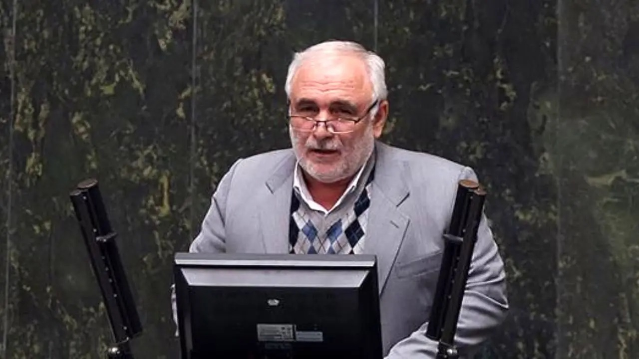 اولین اولویت سازمان تامین اجتماعی باید واگذاری شرکتهای دولتی باشد