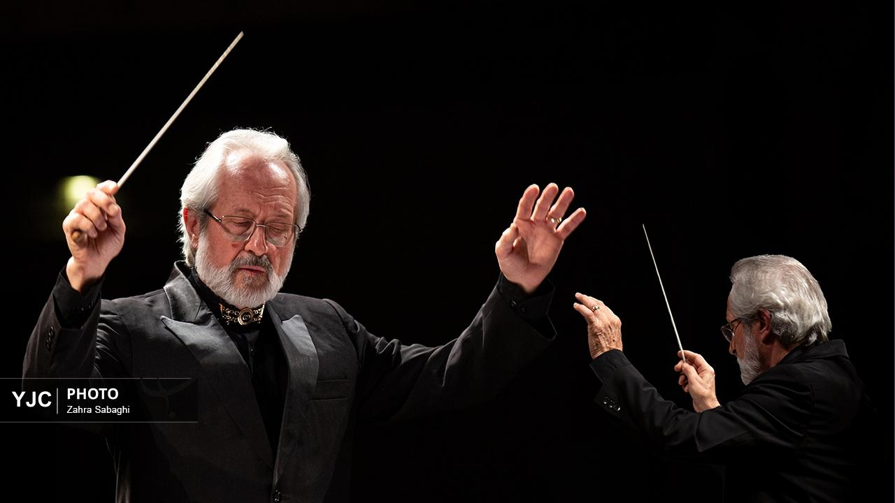 ارکستر سمفونیک «آن لحظه ها»