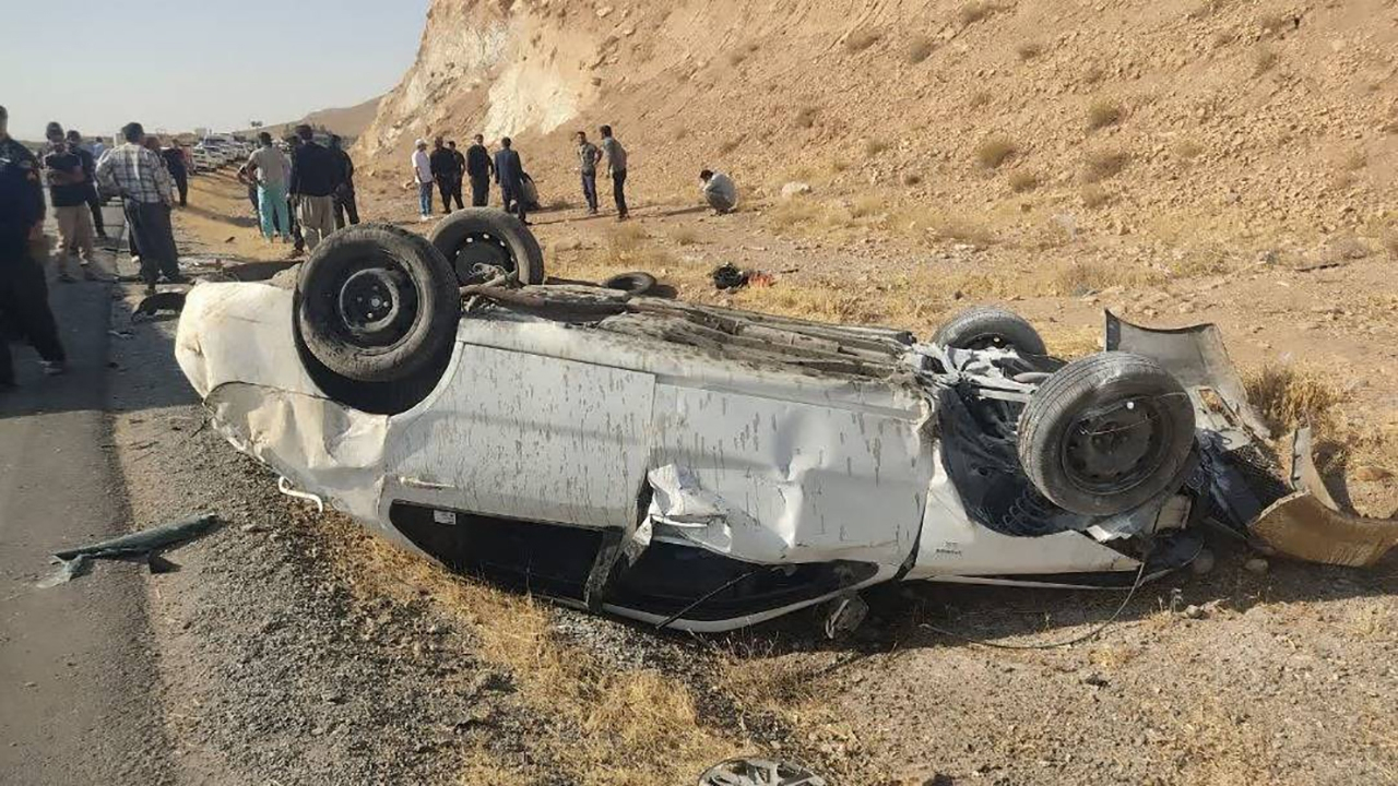 تصادف مرگبار در جاده نهاوند - کرمانشاه/ ۵ نفر در برخورد مستقیم دنا و پژو پارس جان باختند