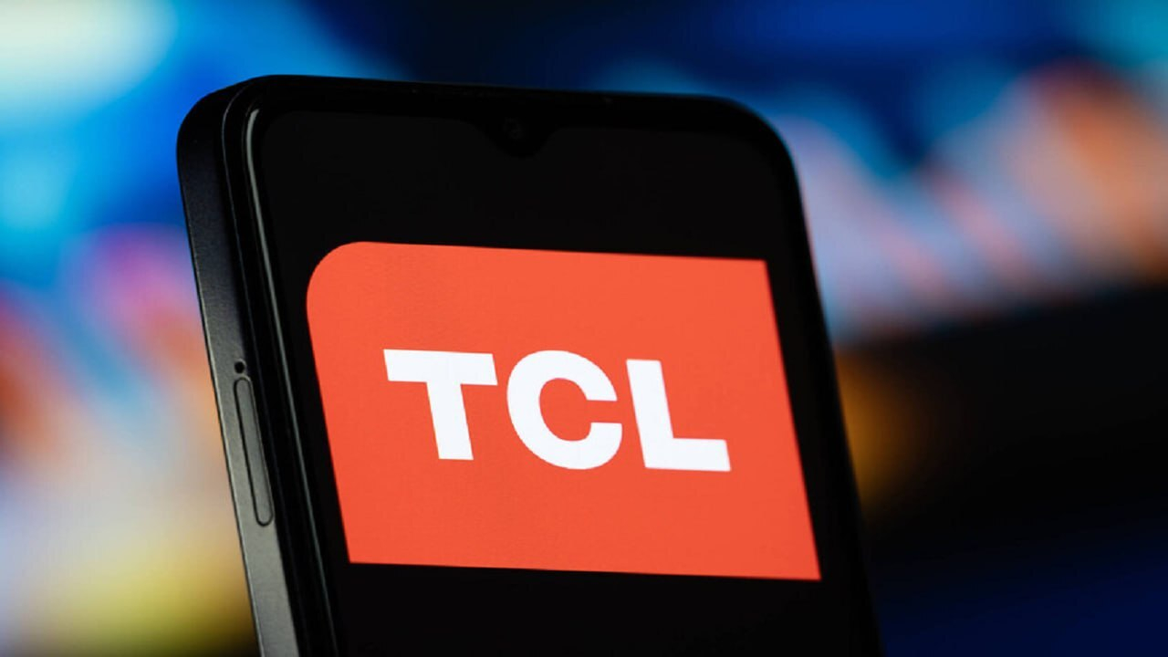 بازگشت TCL به بازار با یک گوشی رقابتی