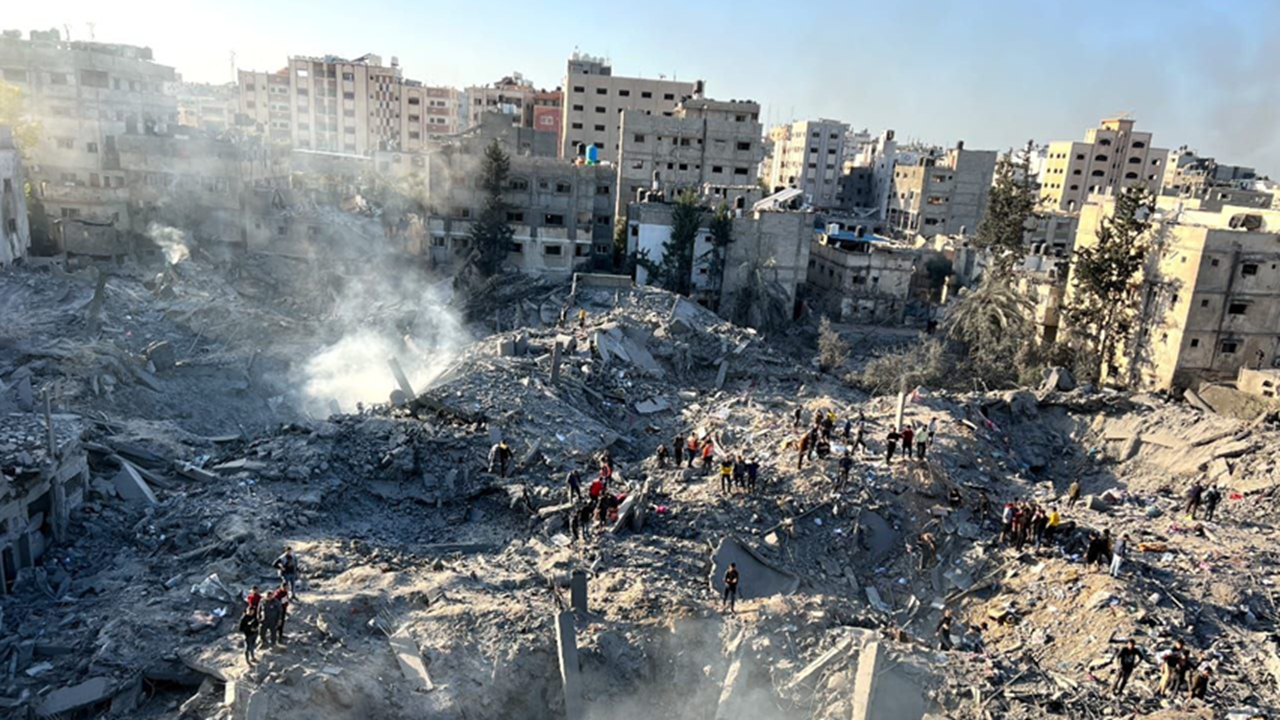 شهادت ۵ نفر در حمله رژیم صهیونیستی به شهر غزه + فیلم و تصاویر