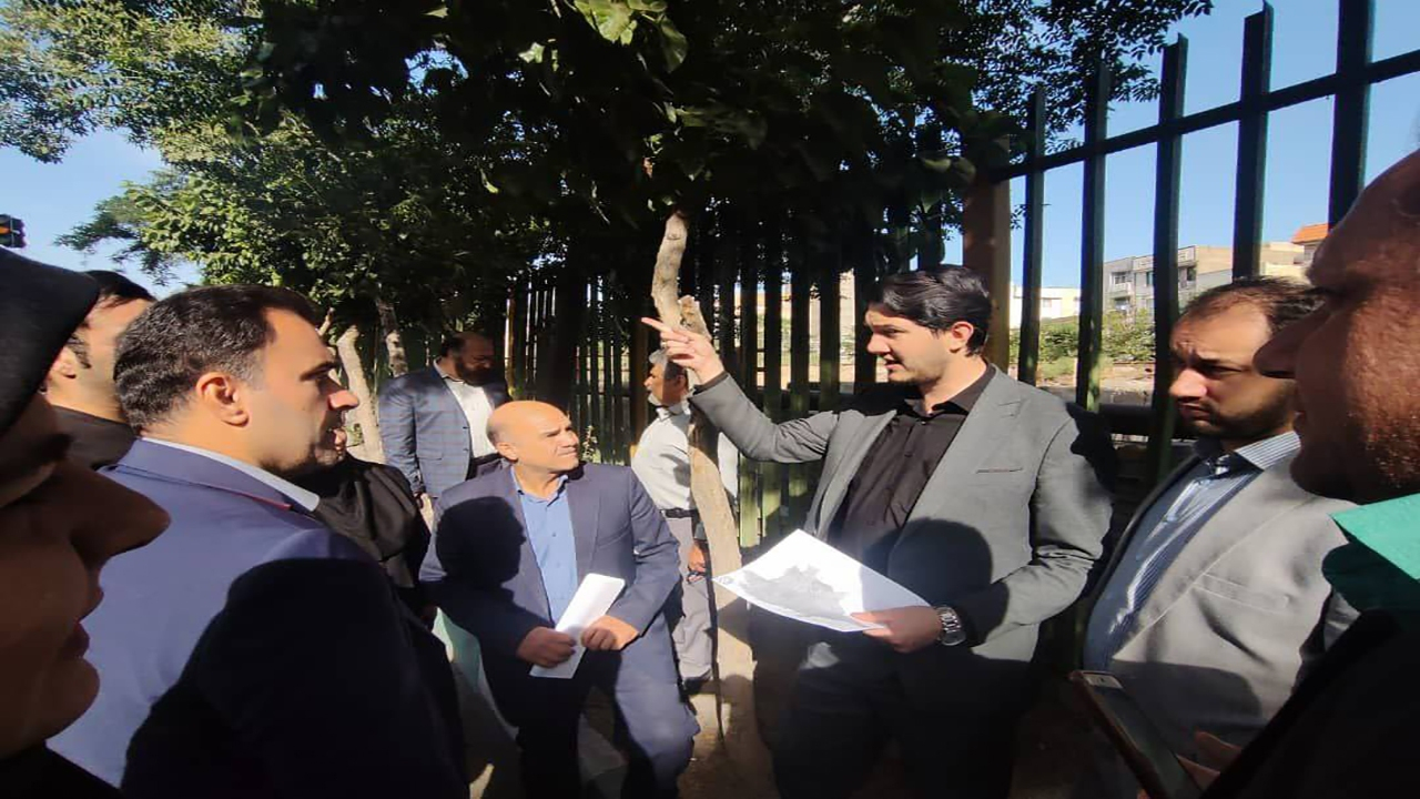 تاییدصورت وضعیت پیمانکاران به شرط امضاء محیط زیست هر منطقه شهرداری