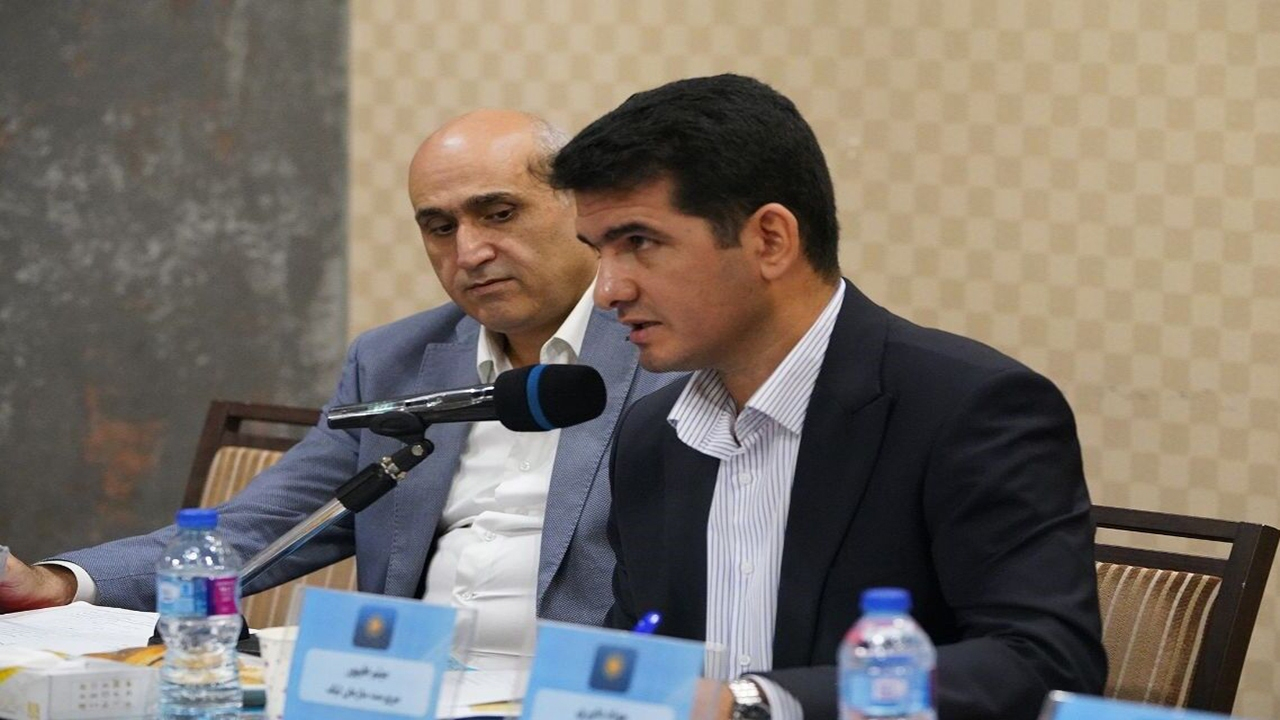 علیپور: ذوب‌آهن به دلیل بدهی کنار گذاشته شد/ لیگ بسکتبال امسال قابل پیش‌بینی نیست