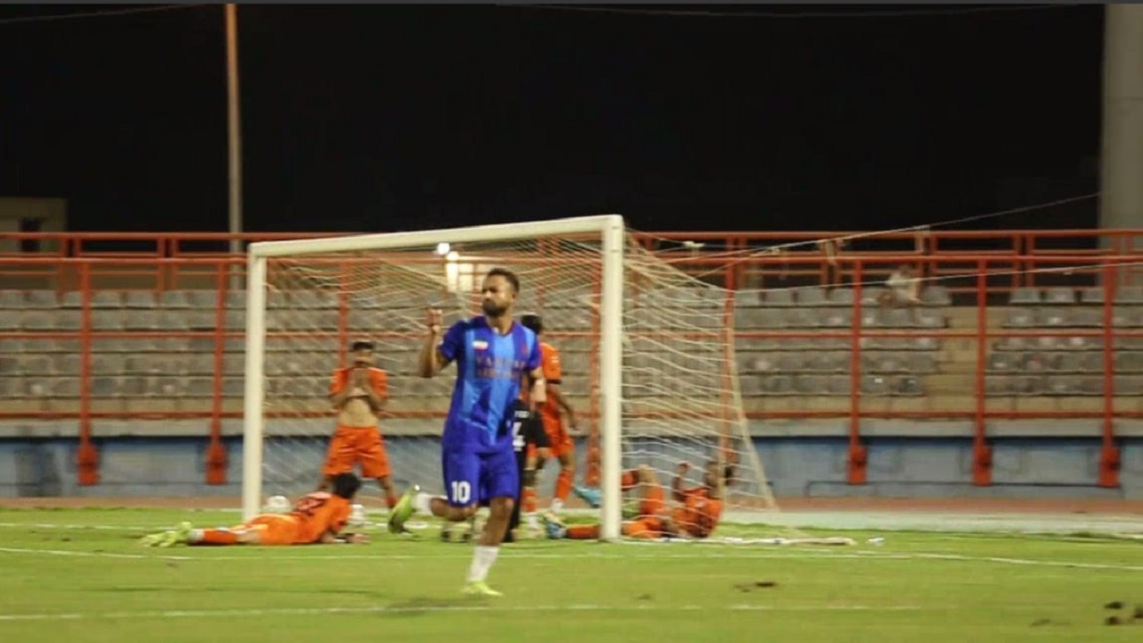 یکه تازی نساجی مازندران در لیگ یک فوتبال