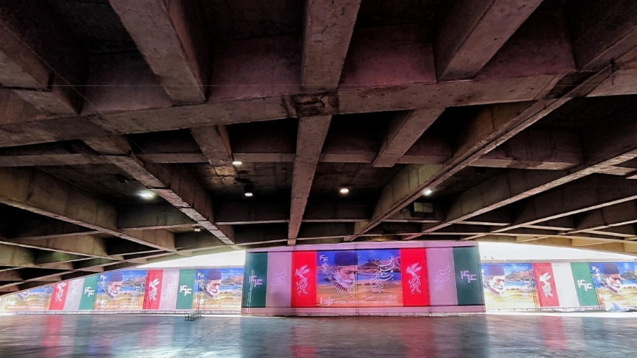 برنامه نمایش فیلم‌ها در سه سینما