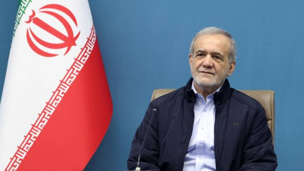 رئیس‌جمهور: دولت با تمام وجود تلاش می‌کند کمبود‌ها را رفع کند