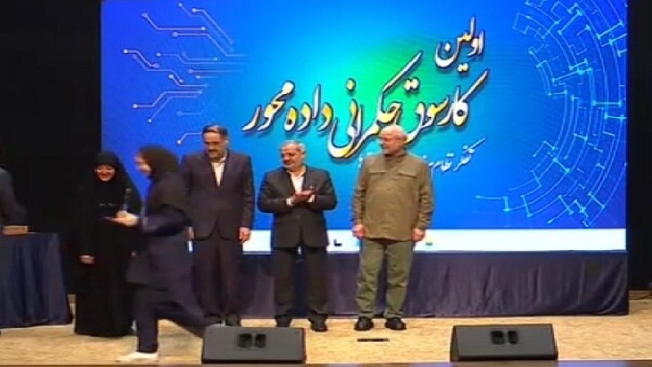تجلیل قالیباف از دانش‌آموزان نخبه
