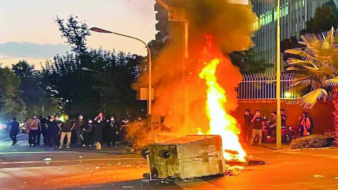 گفت‌وگو با نیت آرامش، پاسخ با خشونت + فیلم