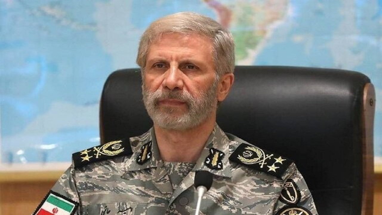 سرلشکر حاتمی: امروز به لطف الهی از هر روز دیگر آمادهتر هستیم