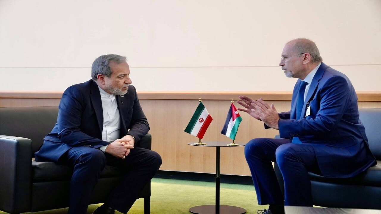 عراقچی با وزیر امور خارجه اردن دیدار و گفتوگو کرد