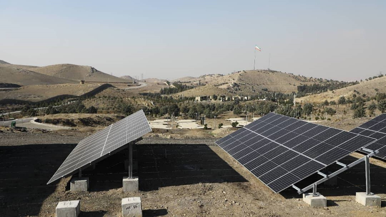 توسعه نیروگاه خورشیدی در بوستان جنگلی سرخهحصار