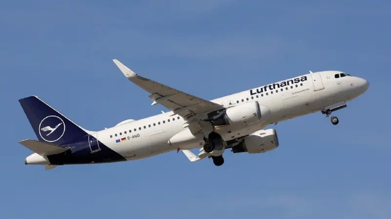 اعتصاب خلبانان و مهمانداران لوفت‌هانزا پروازها در آلمان را لغو کرد