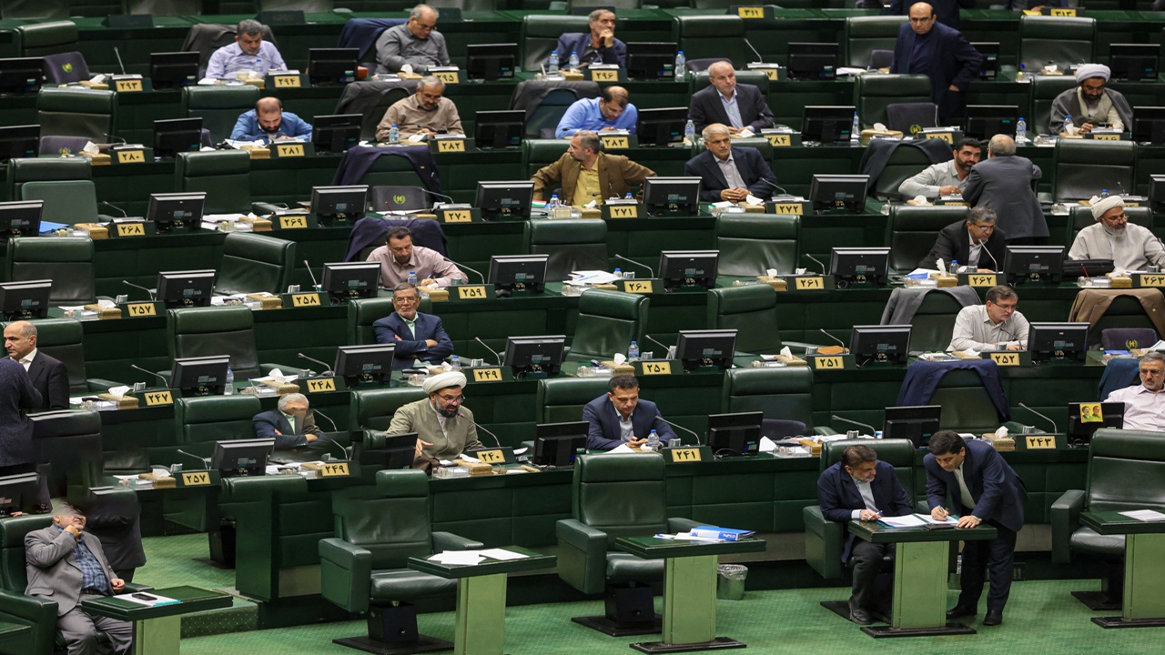 ارز ترجیحی را به جای واردات محصولات بیکیفیت، به دارو اختصاص دهید