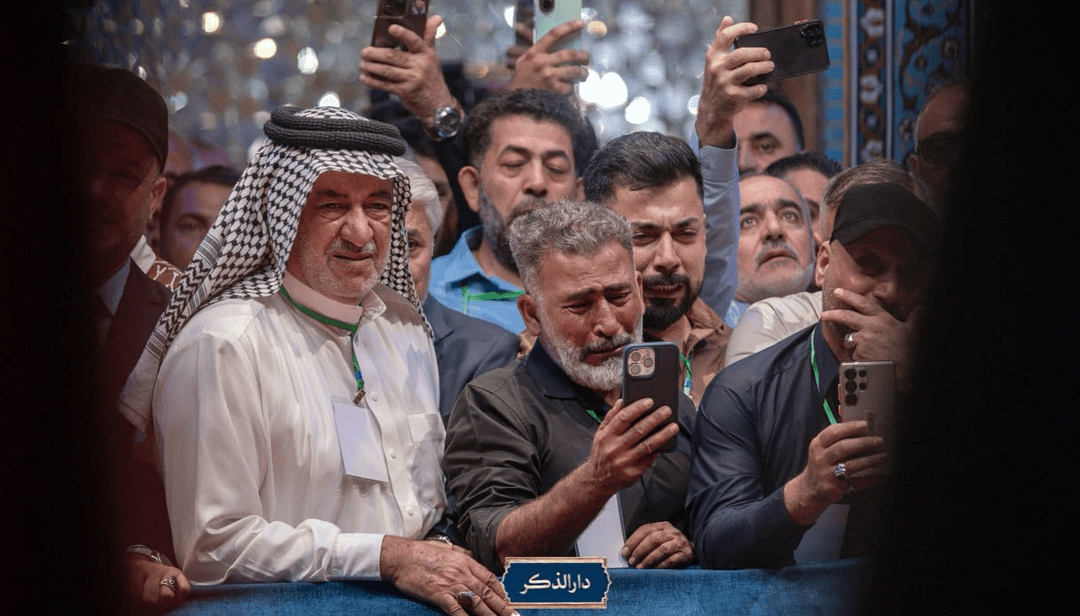 حضور جمعی از موکبداران عراقی در رواق دارالذکر