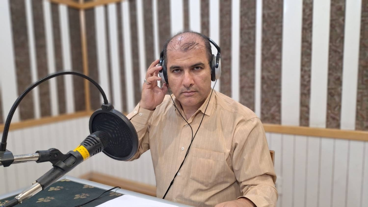 گفتوگو با مدیر تولید و تأمین رادیو آوا درباره برنامههای تازه در ماه ربیعالاول