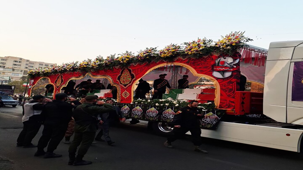 آغاز تشییع پیکر‌های پاک ۱۰۰ شهید گمنام در تهران