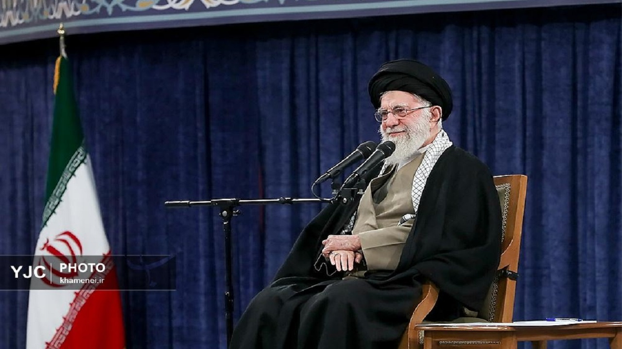 دیدار کارگزاران حج و زائران بیت‌الله‌الحرام با رهبر معظم انقلاب آغاز شد