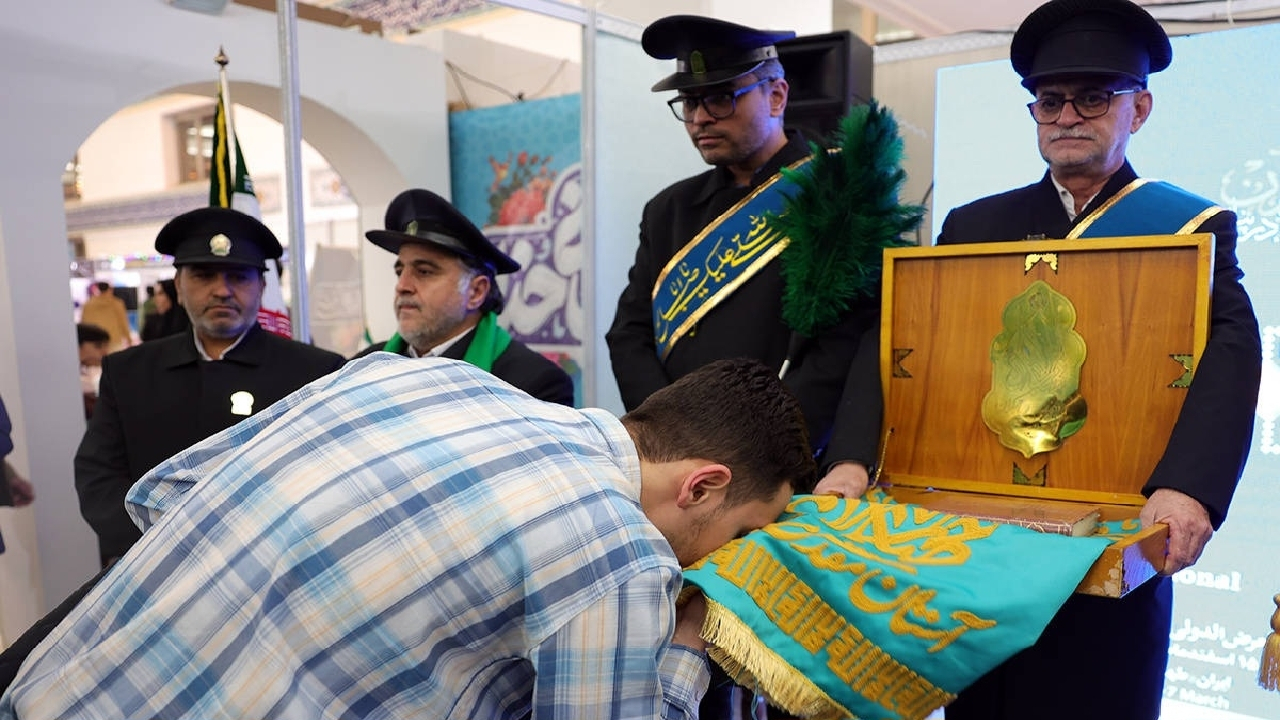 دیپلماسی قرآنی یکی از بهترین روش‌های مقابله با اقدامات قرآن‌ستیزانه است