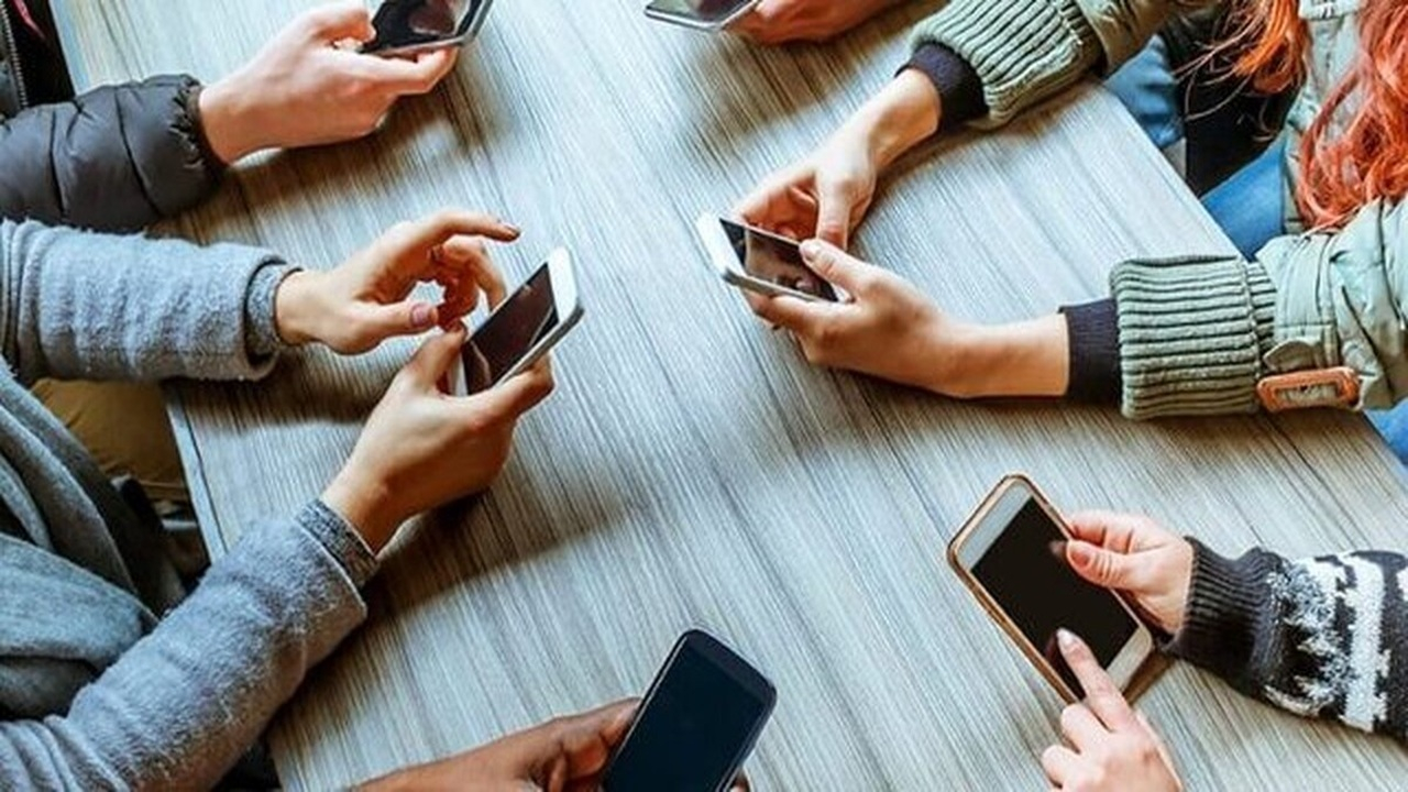 حریمی که خصوصی نیست + فیلم