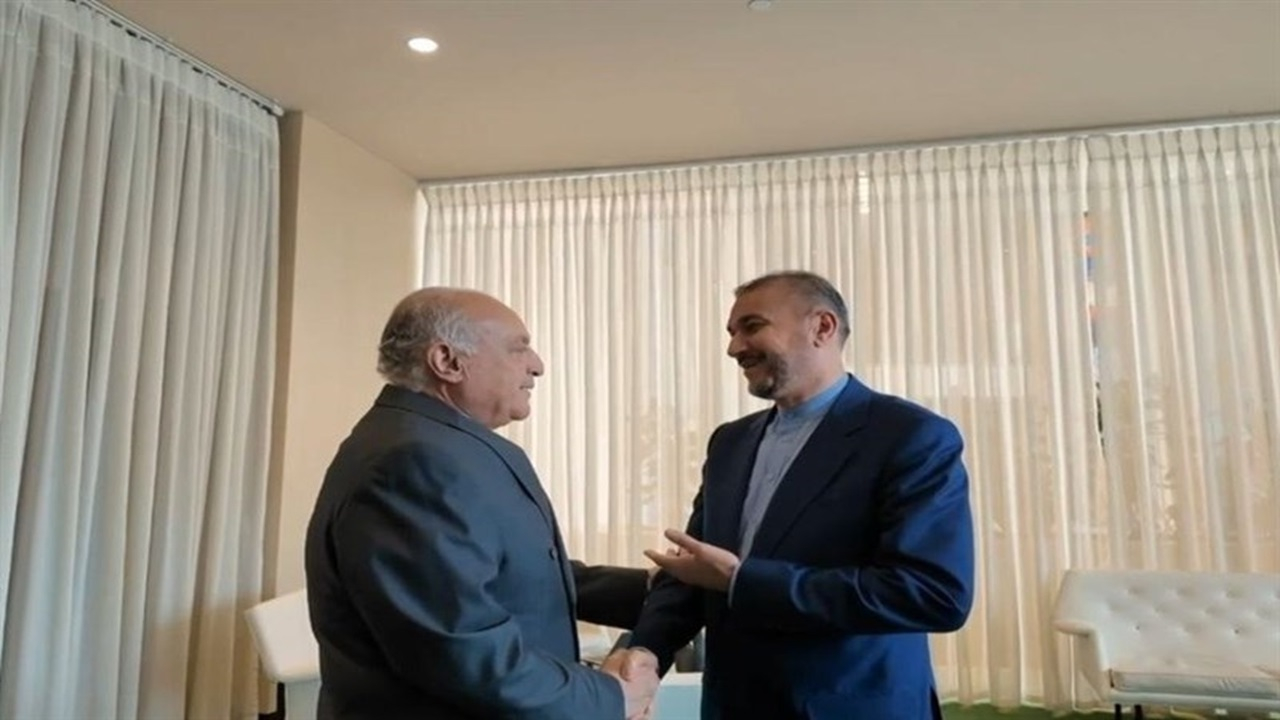 آمادگی ایران برای ارتقای روابط با الجزایر