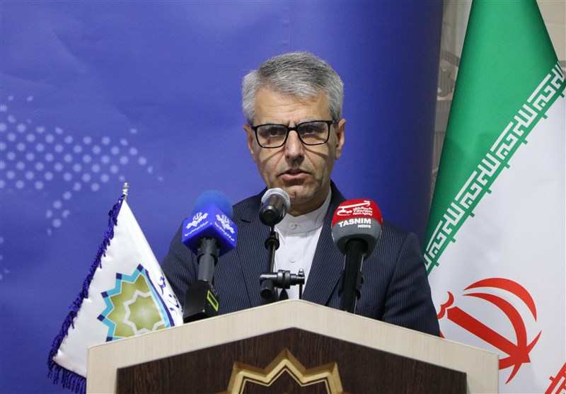 حفظ وگسترش زبانفارسی بخشی از دیپلماسی عمومی وزارت خارجه است