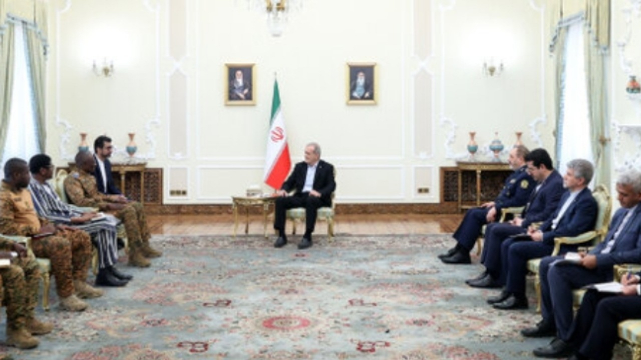 پزشکیان: نگاه ایران به آفریقا راهبردی و مبتنی بر منافع متقابل است