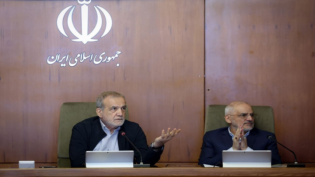 پزشکیان: همه ظرفیتهای کشور باید برای حفظ تولید و تداوم اشتغال به میدان بیاید