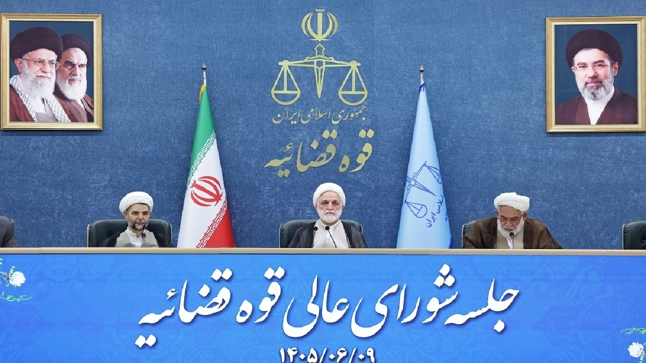 محسنی اژه‌ای: ملت و مسئولان در برابر دشمن، متحد و یکصدا هستند