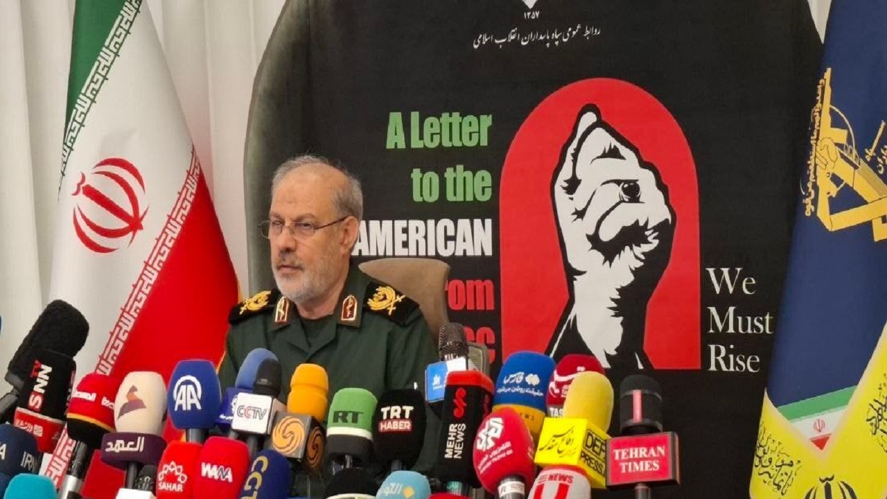 سخنگوی سپاه پاسداران: درگیری‌ها شکل دیگری پیدا بکند، سلاح‌های جدیدی به میدان خواهیم آورد