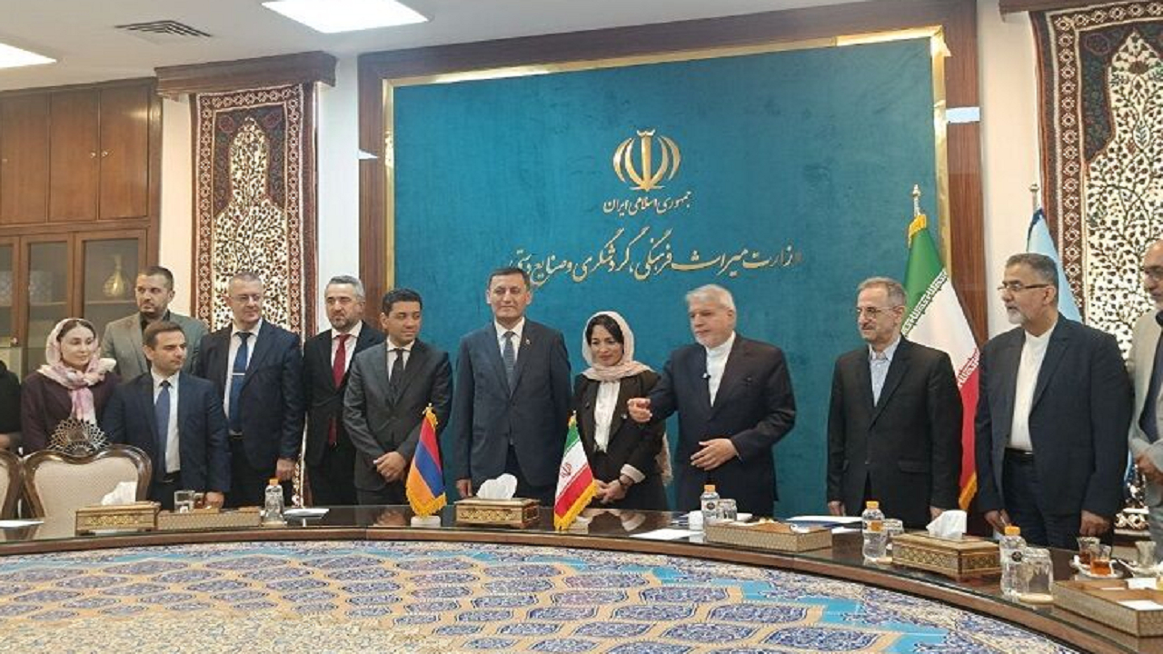 وزیران علوم ایران و ارمنستان تفاهمنامه همکاری امضا کردند