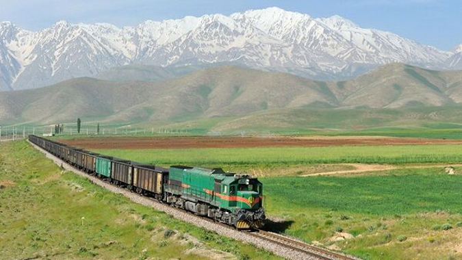 قطار صادراتی ایران به چین رفت