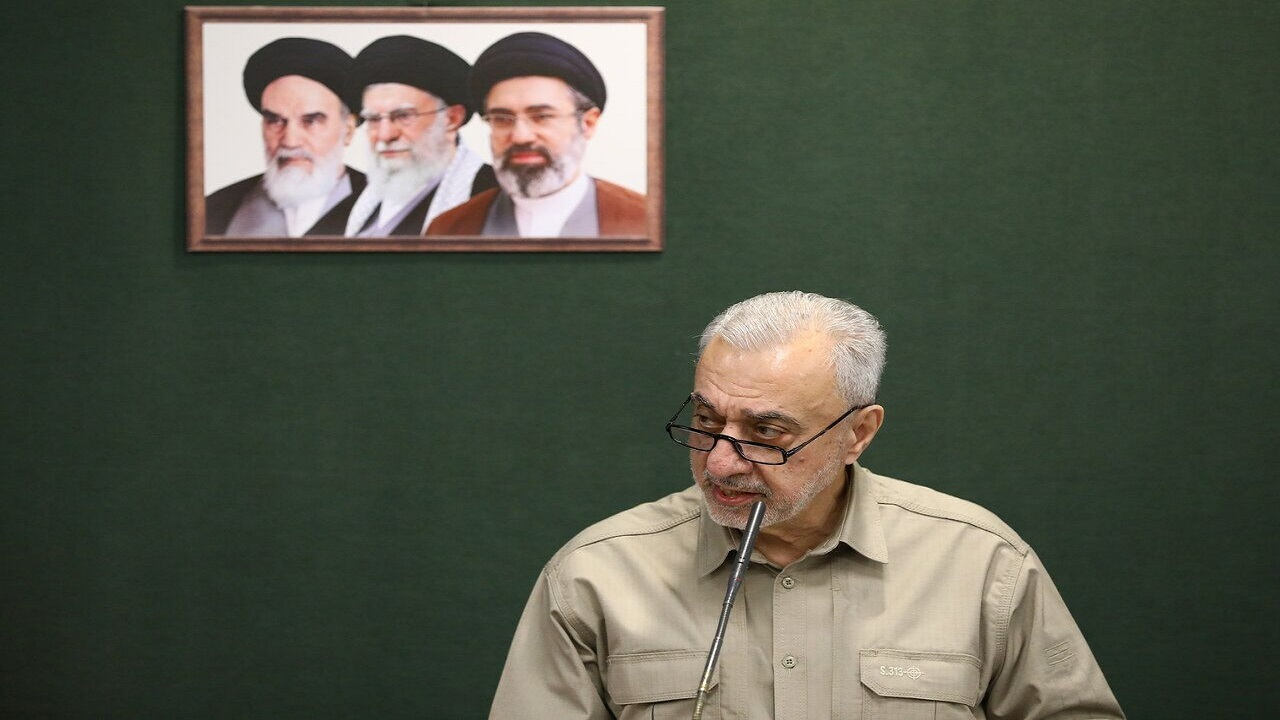 اخلاقی: راه و برنامه شهدای دفاع را ادامه خواهم داد