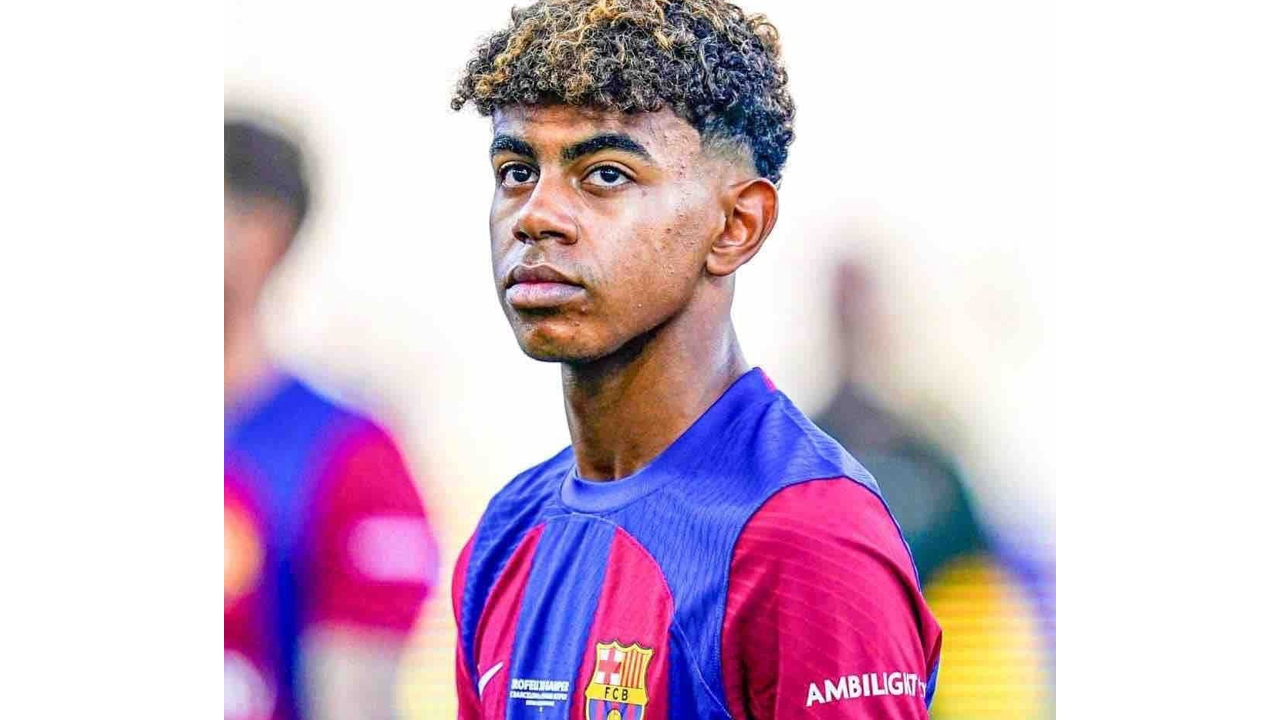 یامال اردوی بارسلونا را ترک کرد